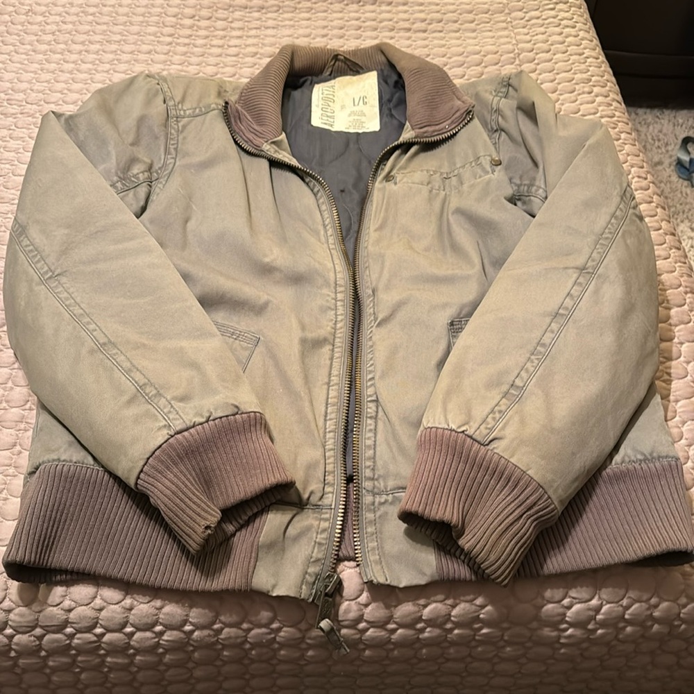This is a rear find. I I don’t think this jacket is made any longer.